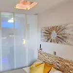 Apartman Mit Beheiztem Pool By Interhome